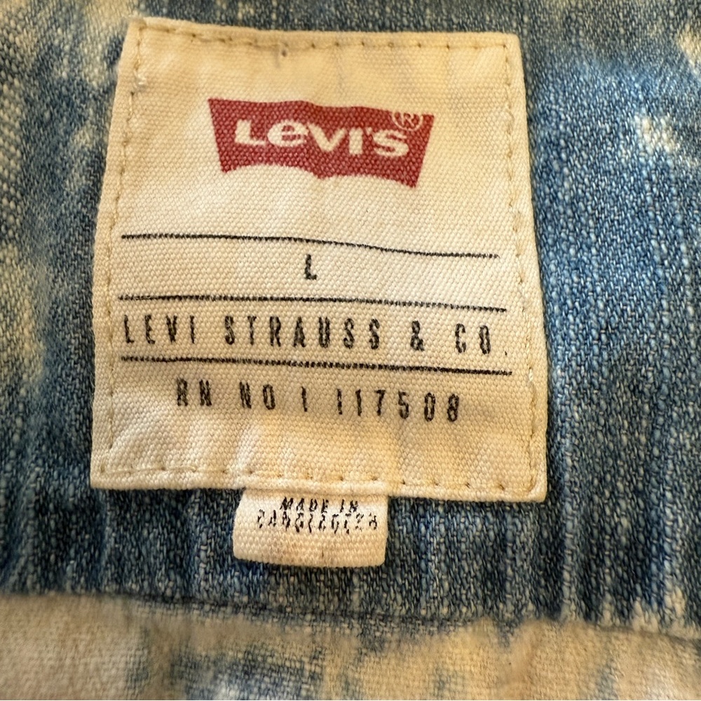 Levi’s Acid Wash Denim Western Shirt L Blue Snap Button Y2K Cowboycore - Picture 4 of 5